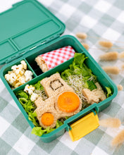 Load image into Gallery viewer, LUNCH PUNCH SANDWICH CUTTERS - FARM