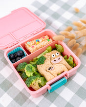 Load image into Gallery viewer, LUNCH PUNCH SANDWICH CUTTERS - FARM