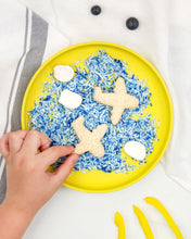 Load image into Gallery viewer, LUNCH PUNCH SANDWICH CUTTERS - TRANSIT