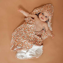 Load image into Gallery viewer, Snuggle Hunny - Spring Floral Organic Hooded Towel