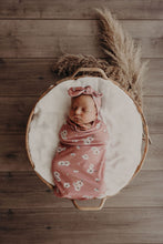 Load image into Gallery viewer, Daisy | Snuggle Swaddle & Topknot Set - Snuggle Hunny Kids