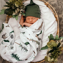 Load image into Gallery viewer, Alpha l Organic Muslin Wrap - Green Lily 
