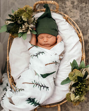 Load image into Gallery viewer, Alpha l Organic Muslin Wrap - Green Lily 
