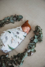 Load image into Gallery viewer, Alpha l Organic Muslin Wrap - Green Lily