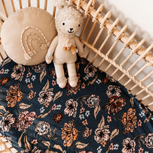 Load image into Gallery viewer, Belle l Bassinet Sheet / Change Pad Cover - Snuggle Hunny Kids