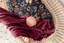 Load image into Gallery viewer, Belle l Bassinet Sheet / Change Pad Cover - Snuggle Hunny Kids