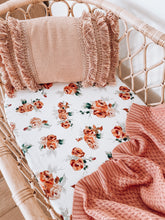Load image into Gallery viewer, Rosebud l Bassinet Sheet / Change Pad Cover - Snuggle Hunny Kids