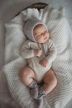 Load image into Gallery viewer, Grey Merino Wool Bonnet & Booties l Snuggle Hunny Kids - Green Lily