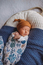 Load image into Gallery viewer, Arizona l Organic Muslin Wrap - Green Lily