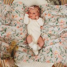 Load image into Gallery viewer, Wattle l Organic Muslin Wrap - Green Lily