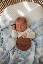 Load image into Gallery viewer, Eventide Miss Kyree Loves l Organic Muslin Wrap - Green Lily