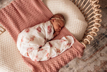 Load image into Gallery viewer, Ballerina l Organic Muslin Wrap