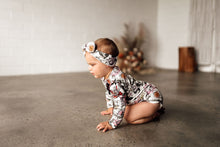 Load image into Gallery viewer, Australiana Bodysuit  - Organic Clothing by Snuggle Hunny Kids