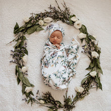 Load image into Gallery viewer, Eucalypt l Baby Jersey Wrap &amp; Beanie Set - Snugge Hunny Kids - Green Lily 
