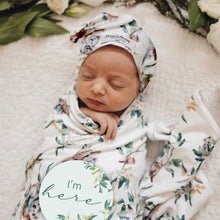 Load image into Gallery viewer, Eucalypt l Baby Jersey Wrap & Beanie Set - Snugge Hunny Kids - Green Lily