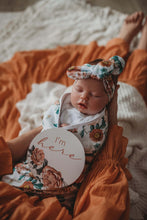 Load image into Gallery viewer, Florence l Baby Jersey Wrap & Topknot Set - Snugge Hunny Kids - Green Lily