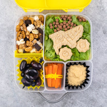 Load image into Gallery viewer, LUNCH PUNCH SANDWICH CUTTERS - CONSTRUCTION