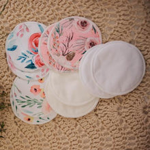 Load image into Gallery viewer, REUSABLE BREAST PADS 5 PAIRS (ASSORTED PATTERNS) - My Little Gumnut - Green Lily