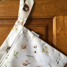 Load image into Gallery viewer, Frank Nappies - Mini wet bag - Botanical