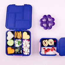 Load image into Gallery viewer, LUNCH PUNCH SANDWICH CUTTERS - UNICORN