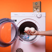 Load image into Gallery viewer, Wool Dryer Balls 6 Pack with Storage Pouch