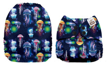 Load image into Gallery viewer, Mama Koala -  Deep Sea Jellyfish - Green Lily
