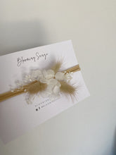 Load image into Gallery viewer, The Neutral Bunny by Blooming Sanzi