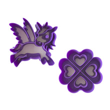 Load image into Gallery viewer, LUNCH PUNCH SANDWICH CUTTERS - UNICORN