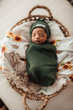 Load image into Gallery viewer, Olive | Snuggle Swaddle &amp; Beanie Set - Snuggle Hunny Kids
