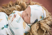 Load image into Gallery viewer, Dreamweaver | Snuggle Swaddle &amp; Topknot Set - Snuggle Hunny Kids
