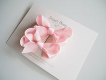 Load image into Gallery viewer, Light Pink Bow Clips - Piggy Tail Set - Green Lily 
