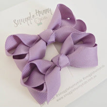 Load image into Gallery viewer, Lilac Bow Clips - Piggy Tail Set
