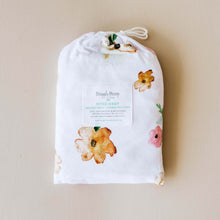 Load image into Gallery viewer, Poppy l Bassinet Sheet / Change Pad Cover - Snuggle Hunny Kids - Green Lily 

