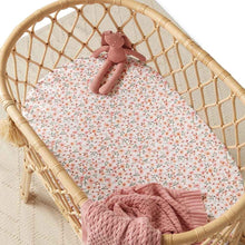 Load image into Gallery viewer, Spring Floral l Bassinet Sheet / Change Pad Cover - Snuggle Hunny
