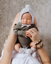 Load image into Gallery viewer, Grey Merino Wool Bonnet &amp; Booties l Snuggle Hunny Kids - Green Lily 
