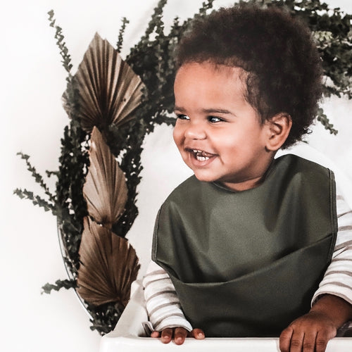 Olive l Snuggle Bib Waterproof - Snuggle Hunny Kids - Green Lily 