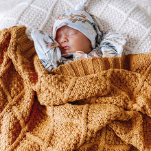Load image into Gallery viewer, Snuggly Jacks - Honey Organic Knitted Blanket
