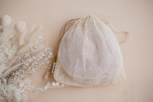 Load image into Gallery viewer, Re-usable Breast Pads - MAUVE FLORET - My Little Gumnut
